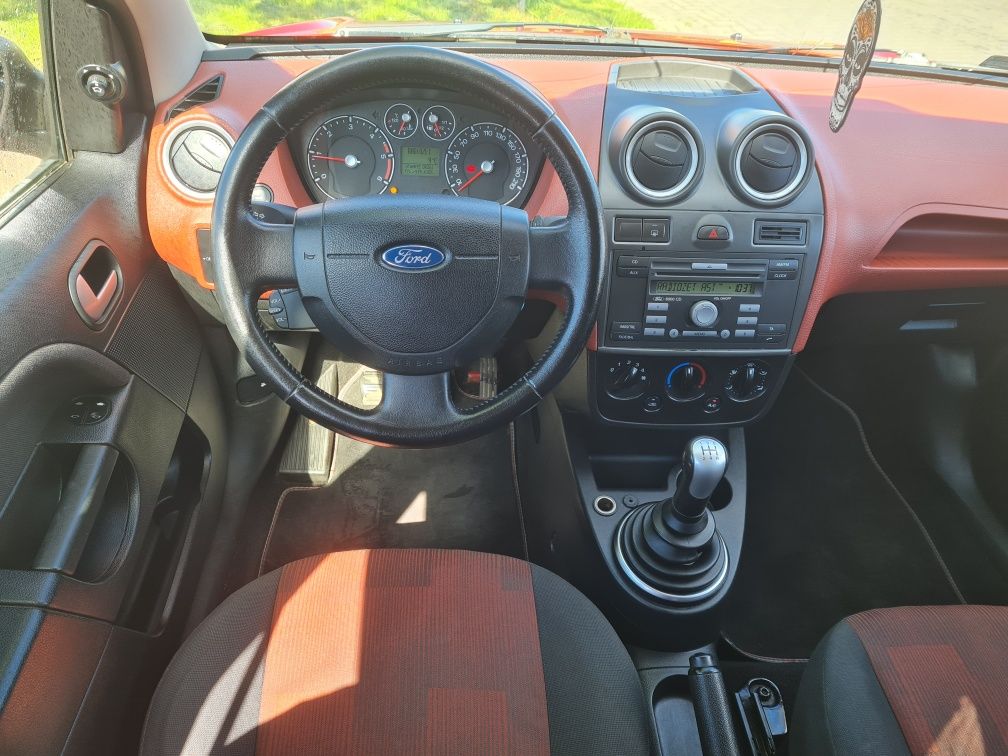 Ford Fiesta 1,4TDCi bdb stan Klima 2xkluczyk