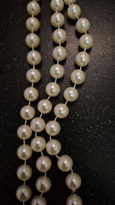 Намисто з штучних перлин