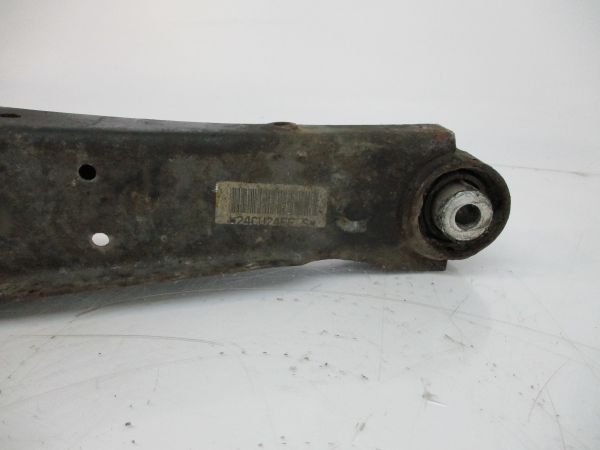 Braço de suspensão trás esquerdo VOLKSWAGEN Touran (1T)