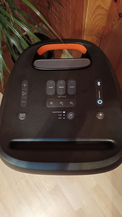 Wynajem JBL Partybox 310