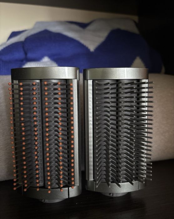 Дві насадки для дайсона