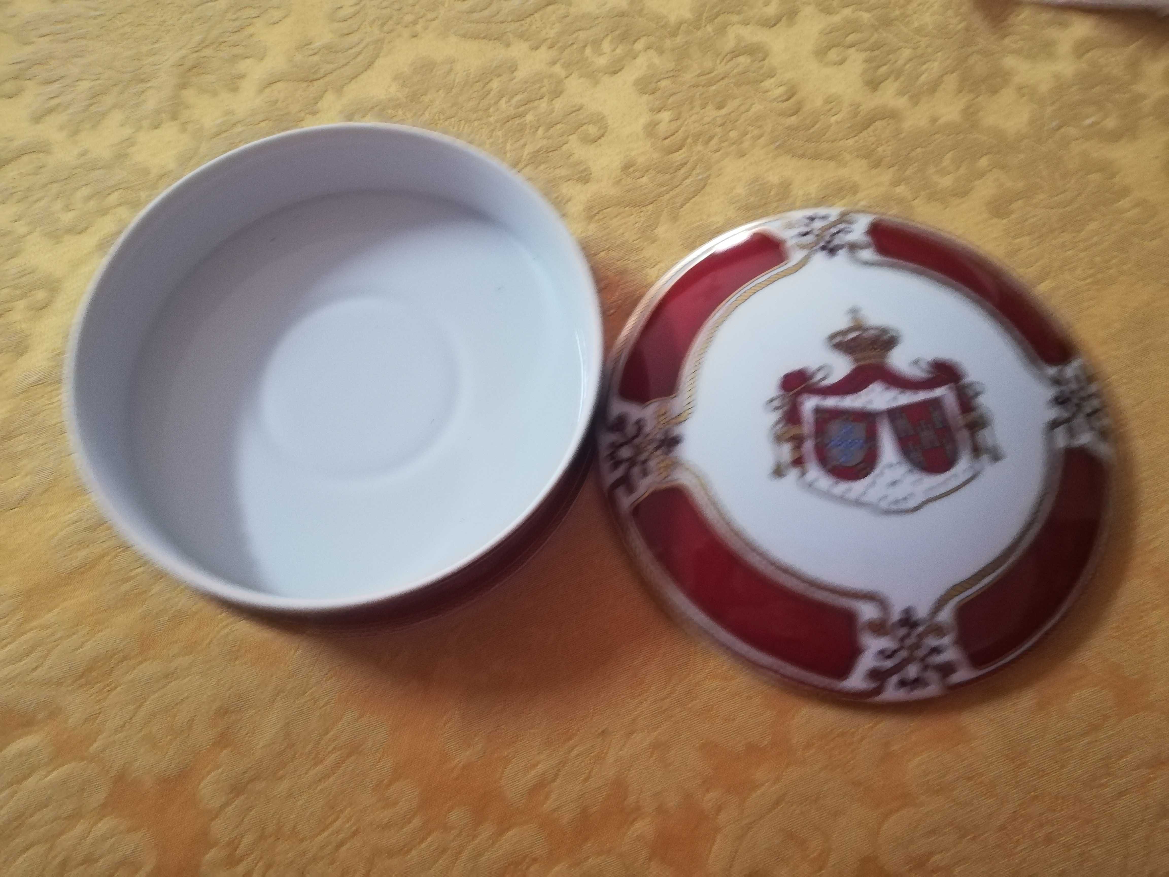 Cx. comem. casamento Duques de Bragança, fabrico SPAL, ed. limitada
