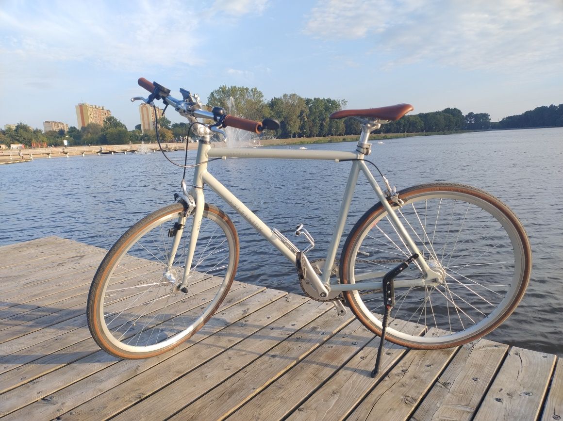 Rower miejski w stanie idealnym.