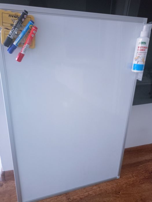 Tablica suchościeralna 90 x60 gratis akcesoria