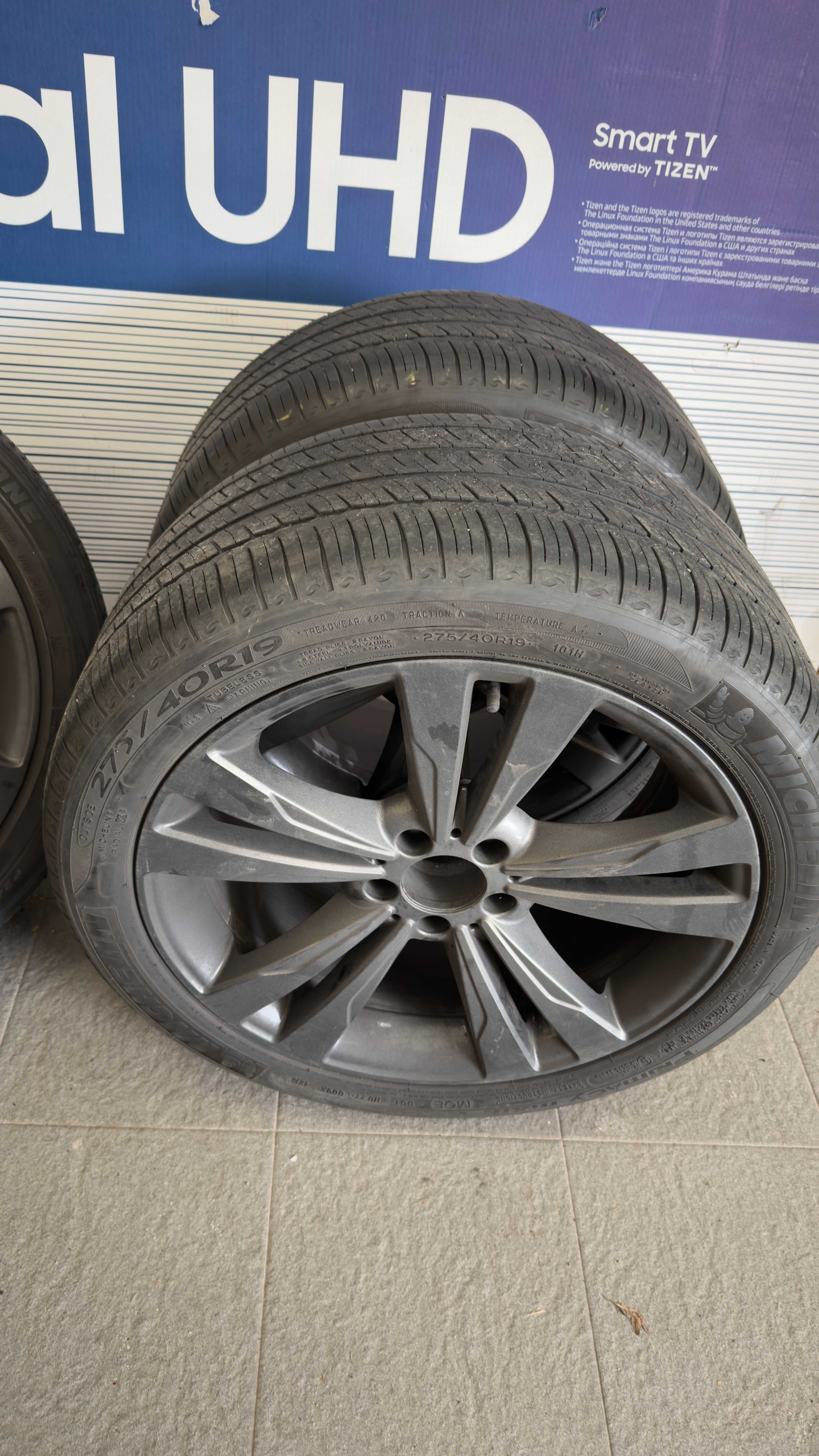 Диски Mercedes різноширокі R19 275/40  245/45 з резиною бу