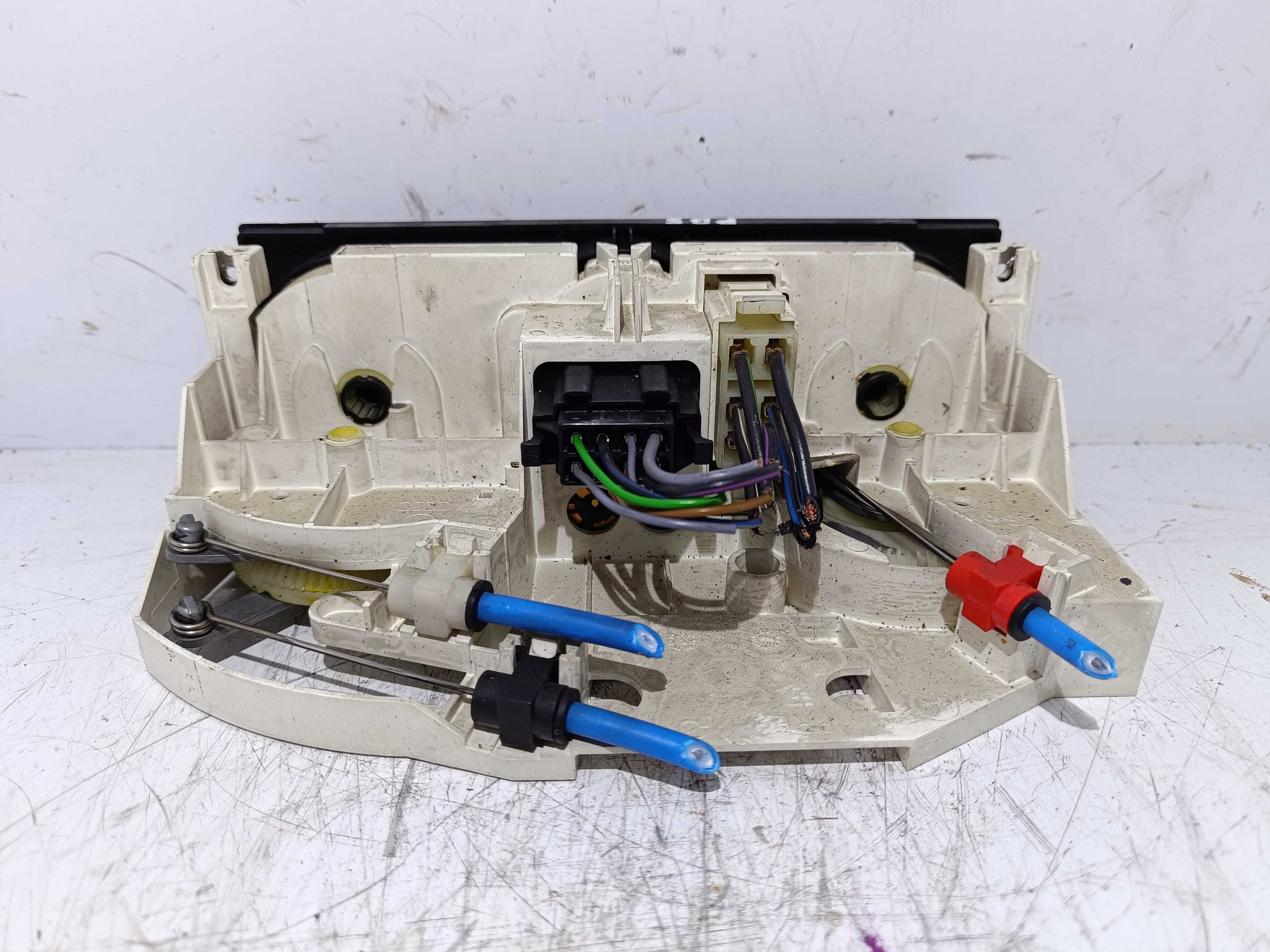 Panel nadmuchu powietrza PASSAT B5 1.9 TDI