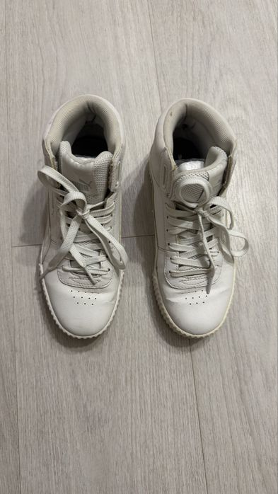 Білі хайтопи,кросівки PUMA 35/36 розмір