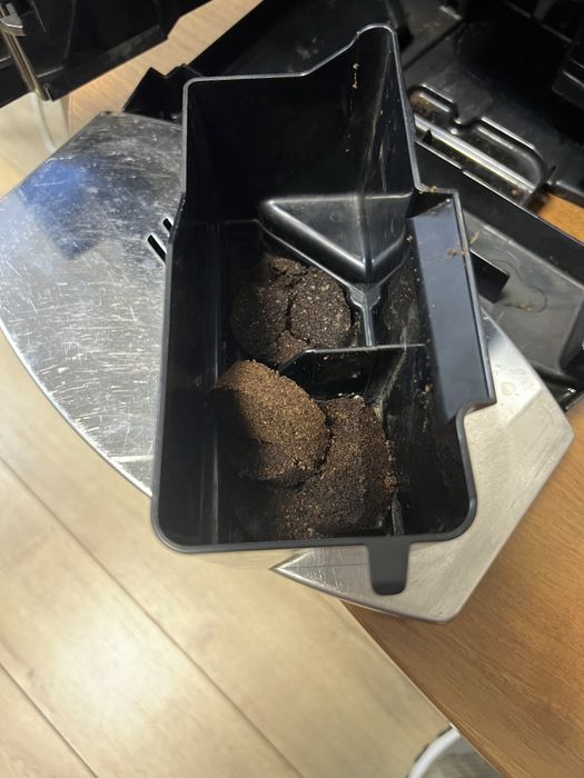 Кофемашина Delonghi 5500