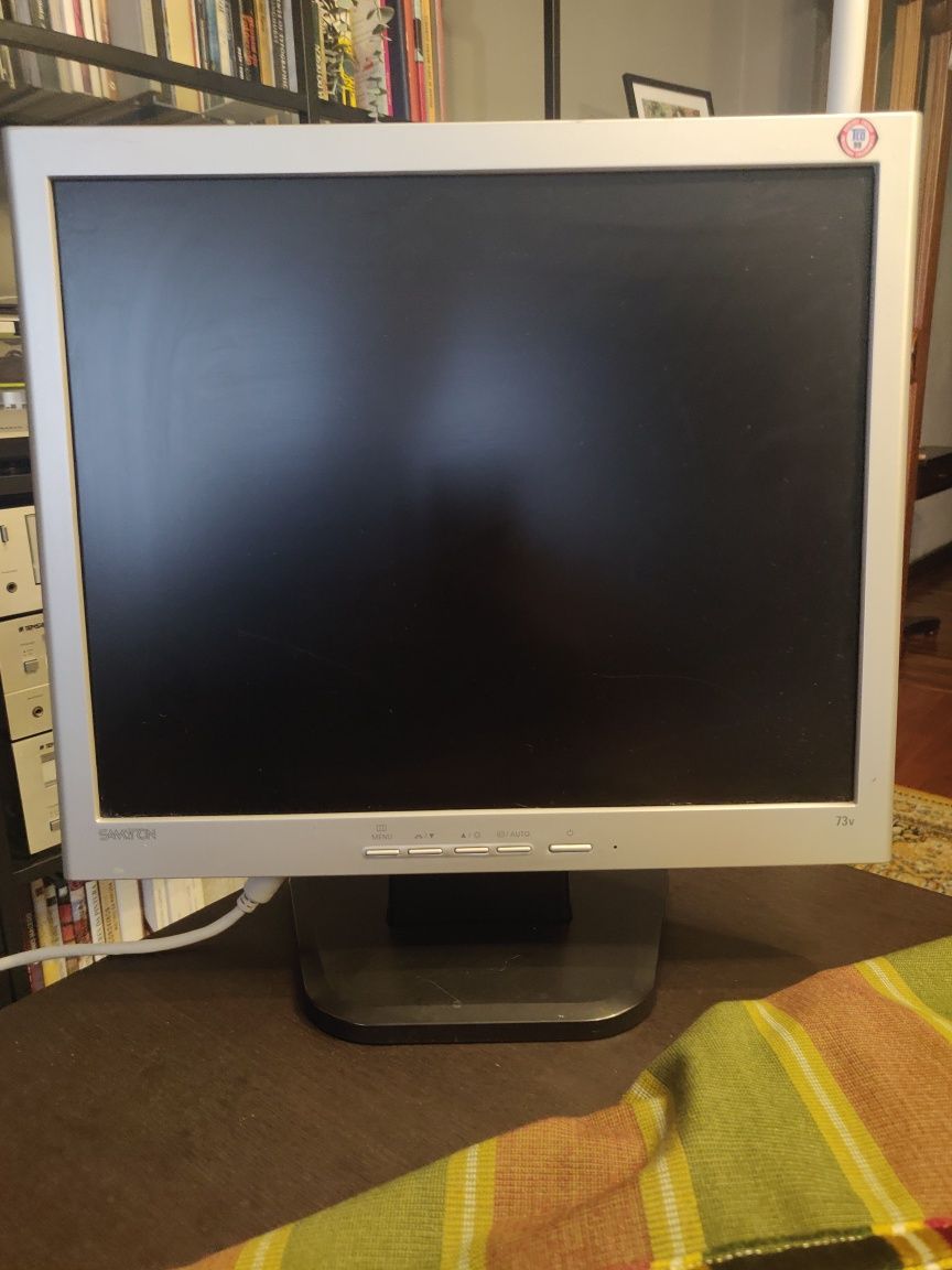 Monitor 17 Samton