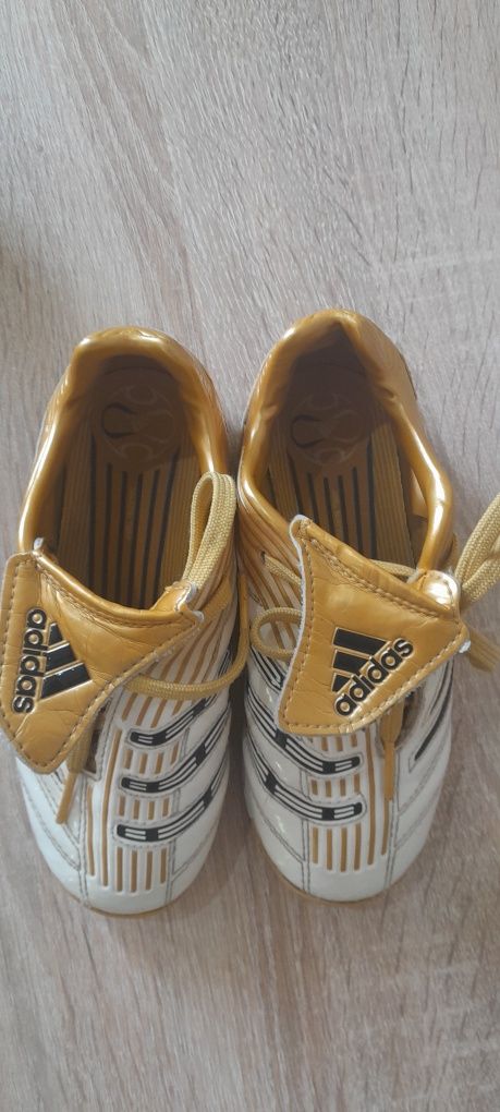 Halówki adidas rozmiar 29