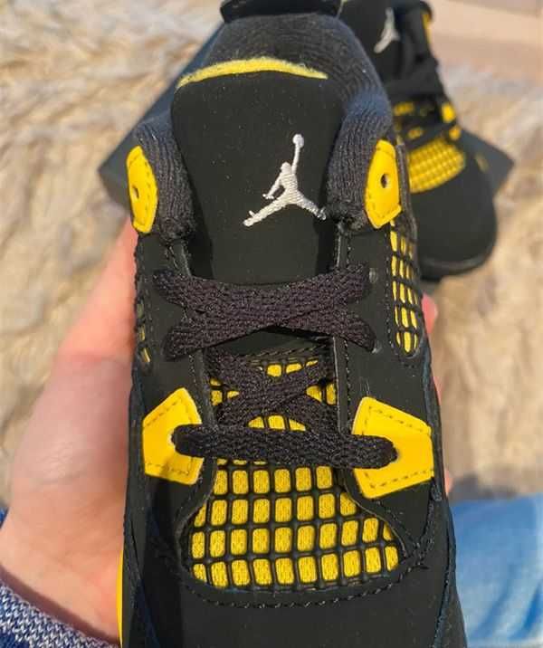 Nike Air Jordan 4 Retro Thunder Eu 43