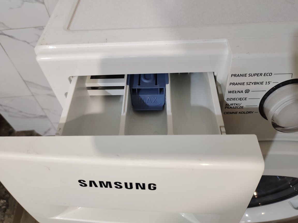 Пральна машинка  Samsung 6 кг. Вузька 45 см