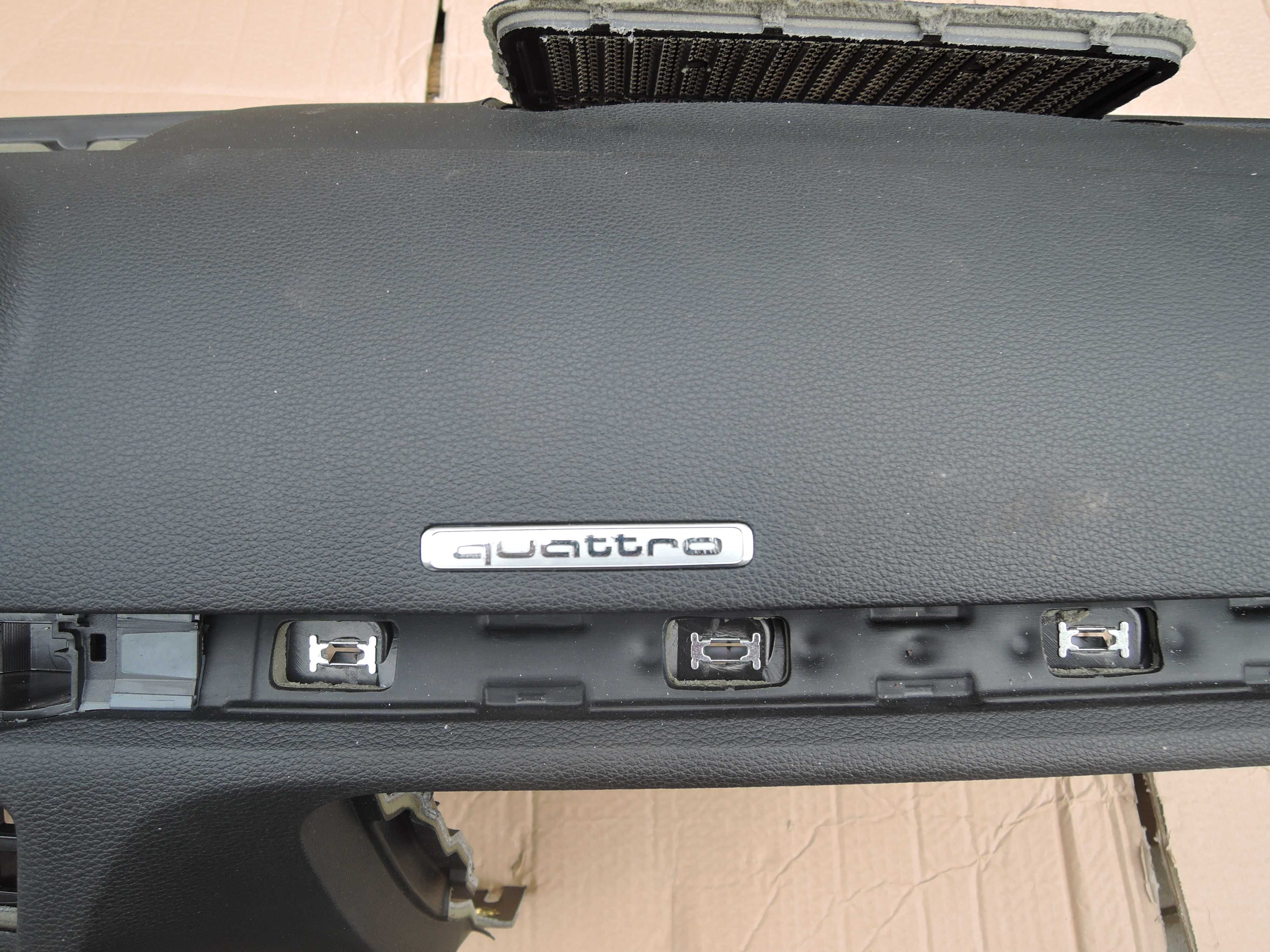 Konsola  Deska  Kokpit  AUDI A3 8V 17r virtual kokpit quattro