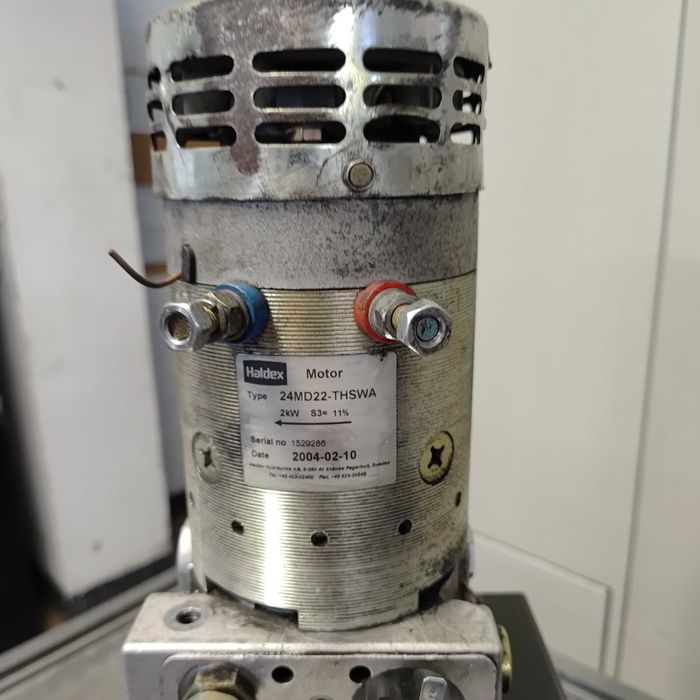 Pompa / silnik hydrauliczny Haldex 24MD22-THSWA 24 V 2 kW