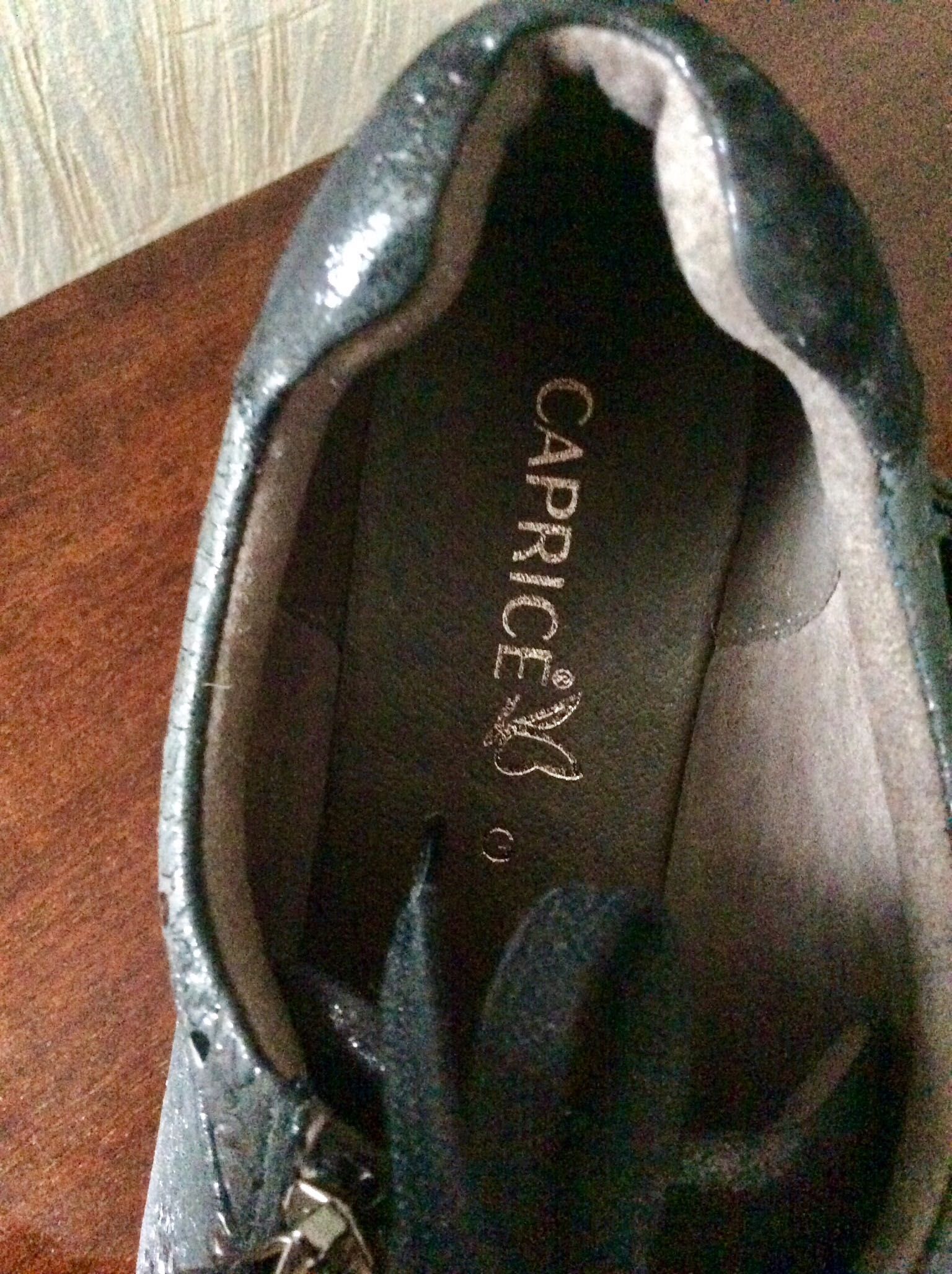 Caprice женские кроссовки 42р