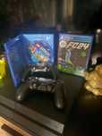 PlayStation 4 +gry i 2 pady