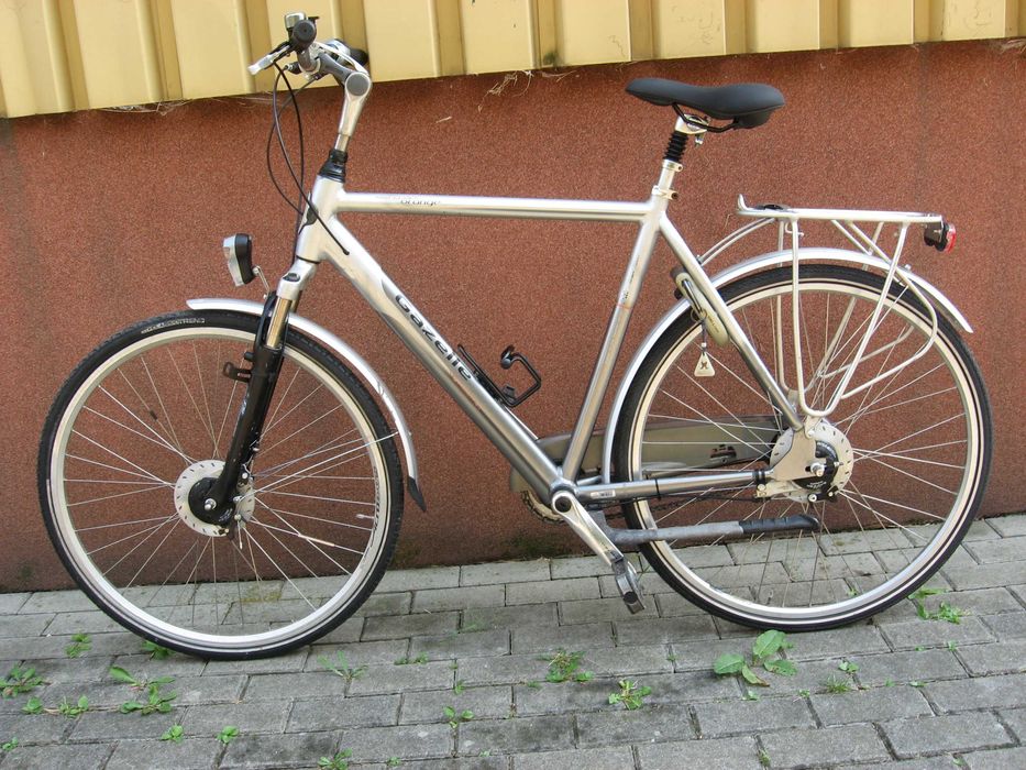Aluminiowa męska trekkingowa Gazelle koła 28