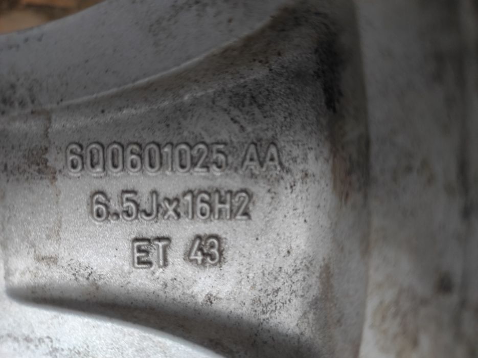 Oryginalne Felgi Volkswagen 5x100 ET43 16'