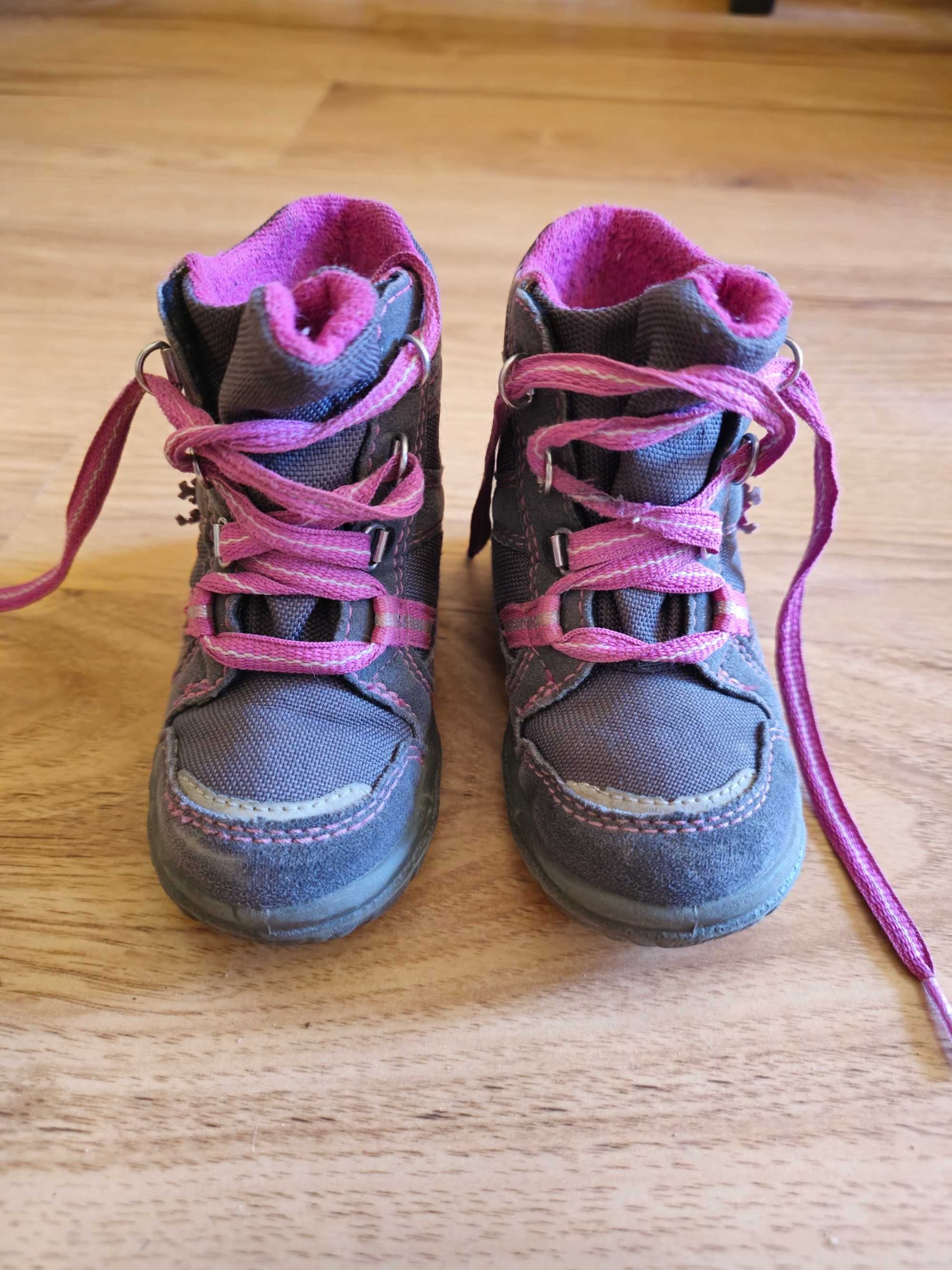 Buty lekko ocieplane gore tex r. 22