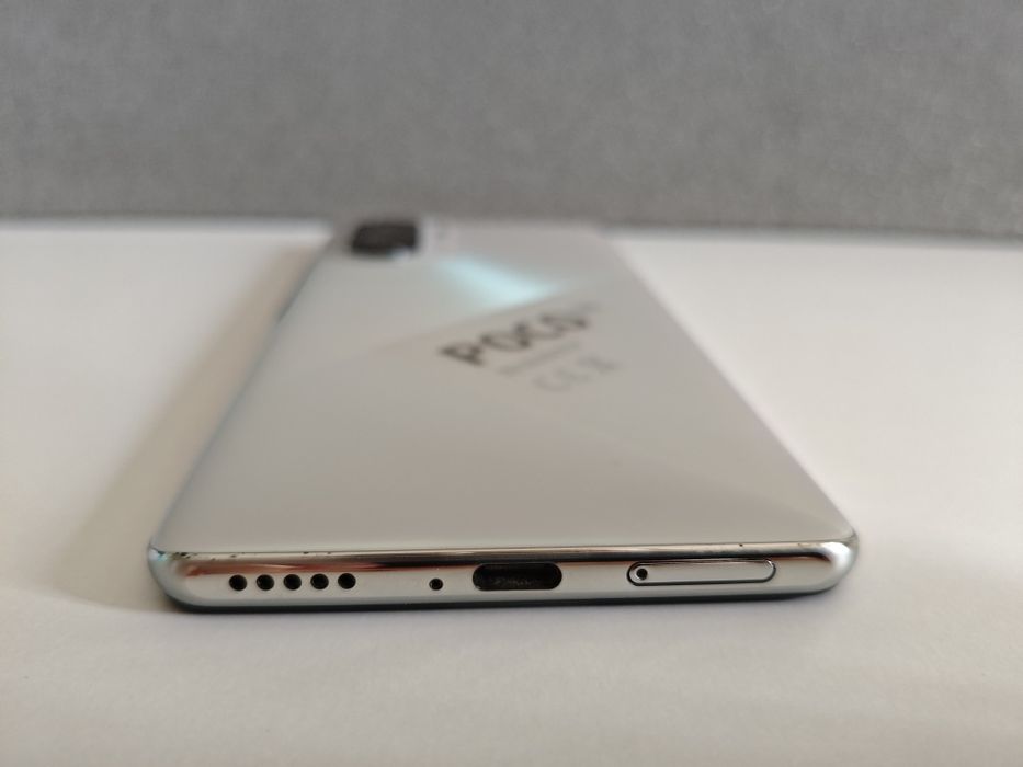 Смартфон Poco F3 8/256 Silver + аксессуары