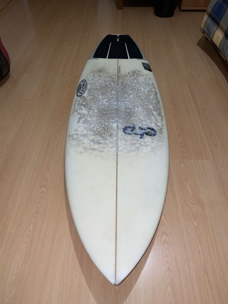 Prancha de Surf OHP EPOXY modelo Water Drop 5’6 25,8 litros