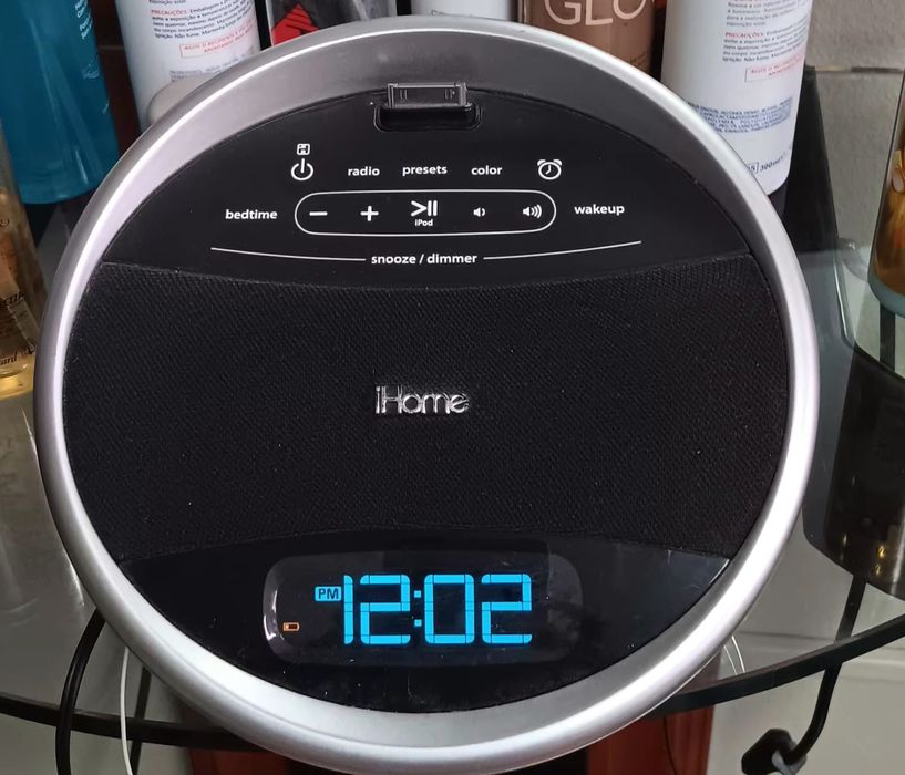 Radio candeeiro despertador multicolor