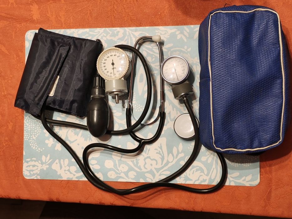 Ciśnieniomierz z poprzedniej epoki