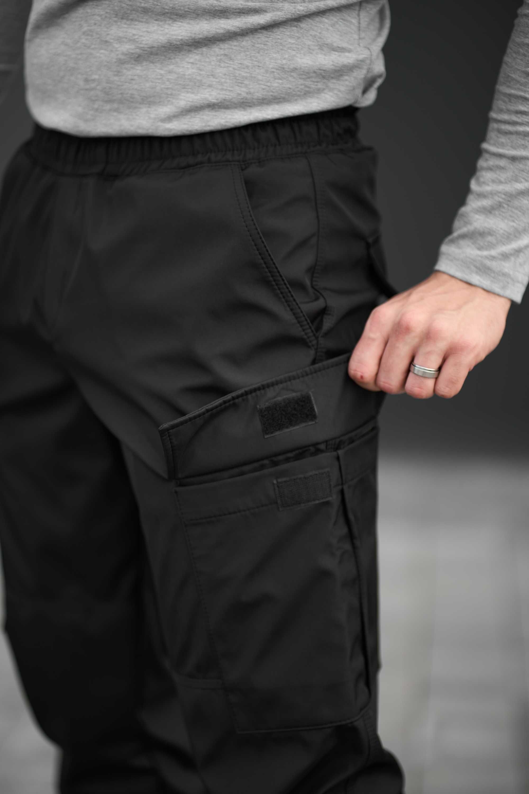 Брюки чоловічі штани-карго весняні чорні з бічними кішенями