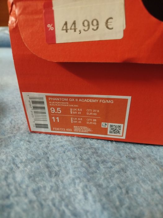 Chuteiras Nike Phantom GX II Academy FG ( APENAS EM ÉVORA )/MG