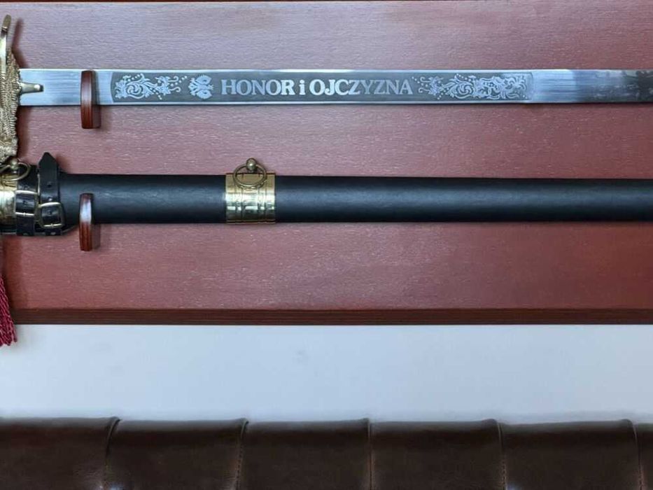 szabla PAŁASZ OFICERSKI WZ 1976 marynarki wojennej z pochwą na tablo