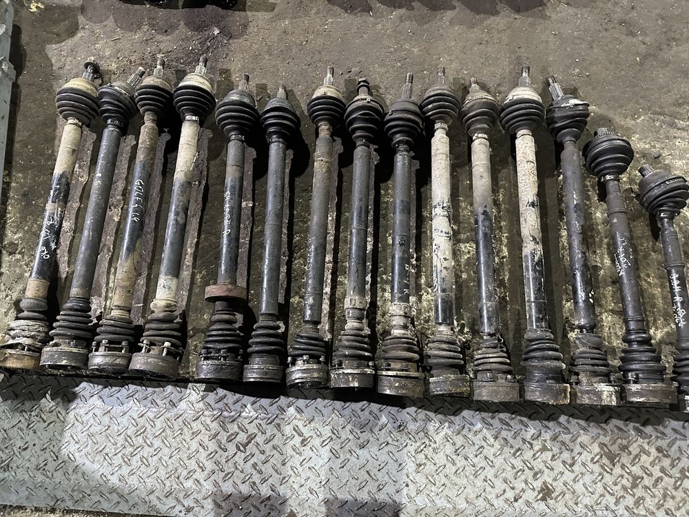 Привод Піввісь Полуось Шрус Volkswagen Golf 3 4