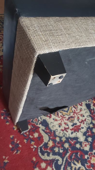 Пуфик (диванчик)