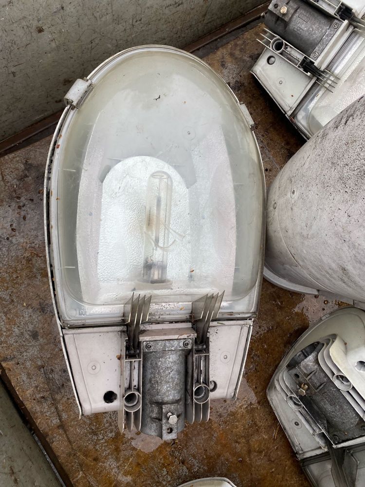 Sprzedam sprawne lampy philipsa