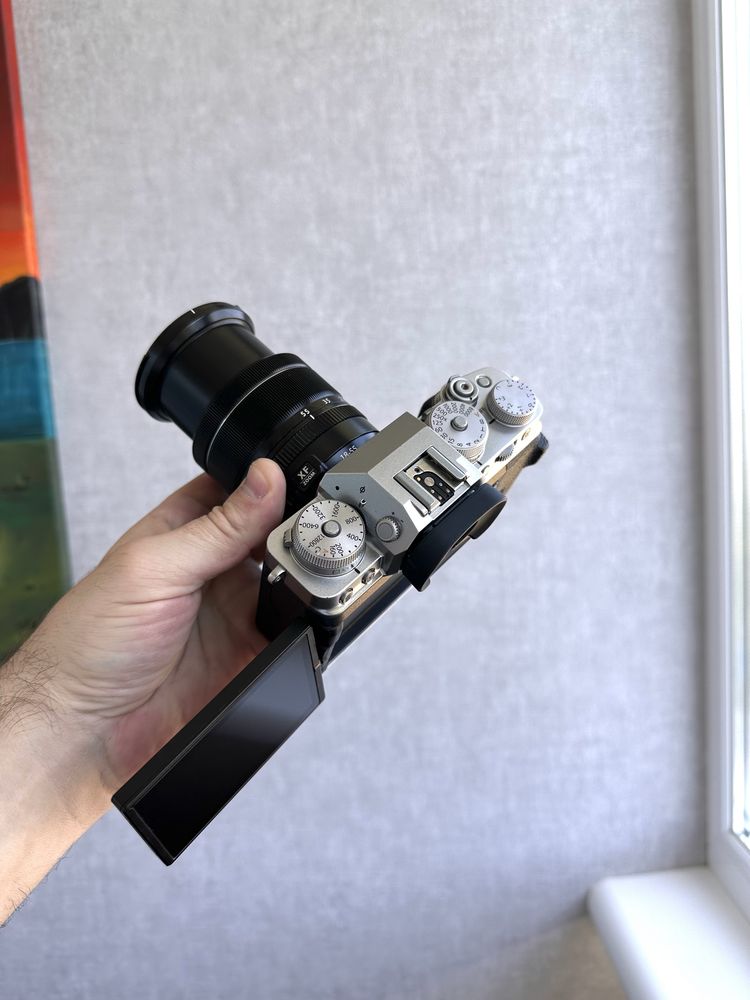 Fudjifilm x-t4 свіжий ,гарний фотоапарат +оптика.