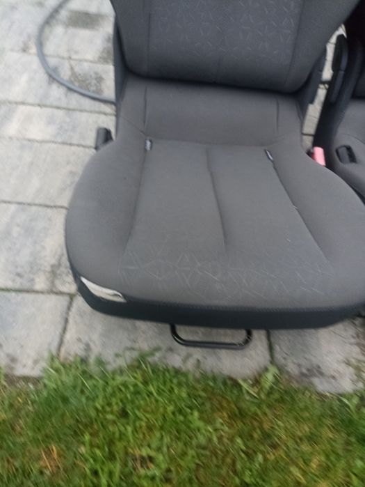 Fotele Renault scenic 2