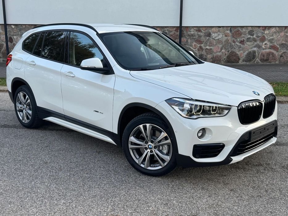BMW X1 2.0b 192Ps 4x4 Automat Ledy Navi Bixenony 1 WŁ.100% BEZWYPADKOWA