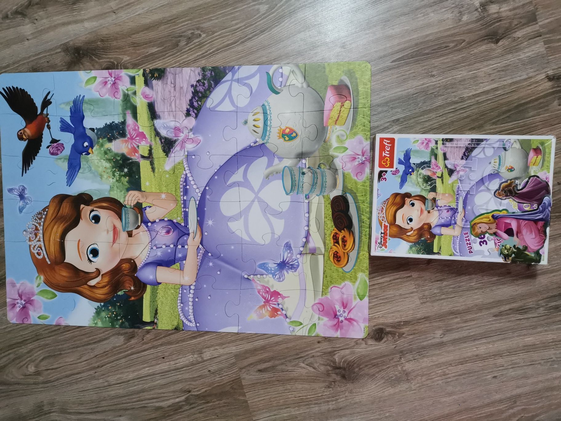 Puzzle gigant Kubuś Puchatek księżniczka Zosia i świnka peppa