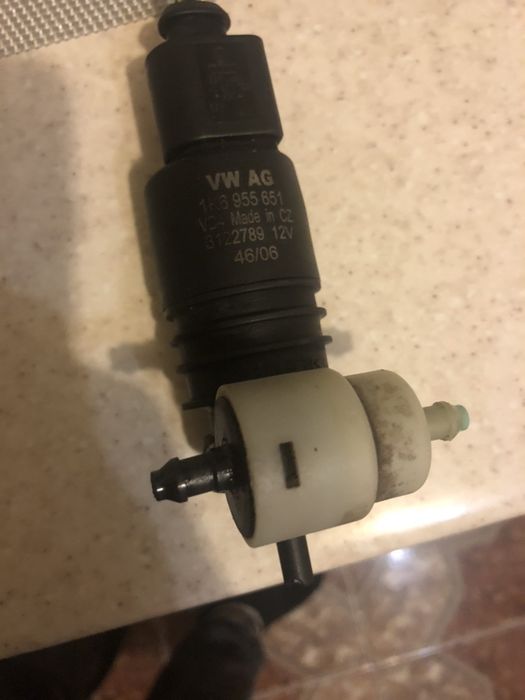 Насос омывателя Passat B6 универсал