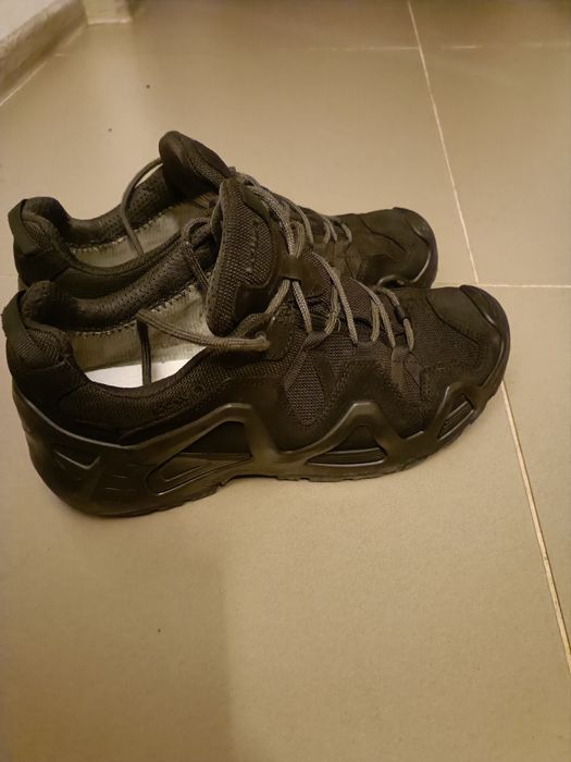 Продам кросівки LOWA