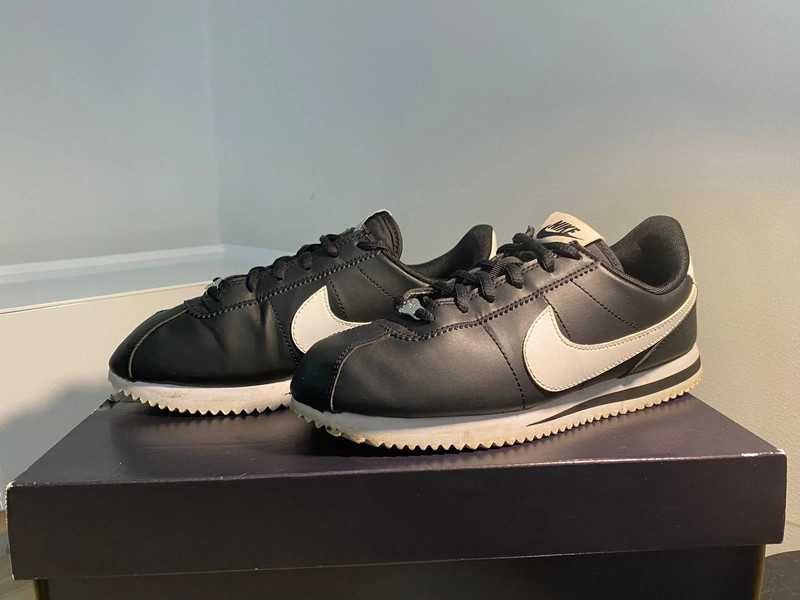 Nike classic cortez pretas