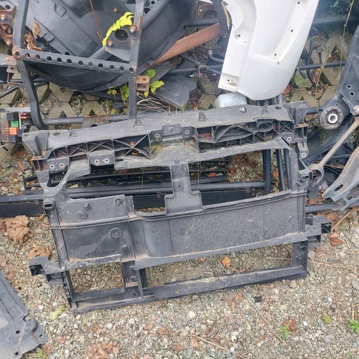 Pas przedni wzmocnienie renault scenic iv