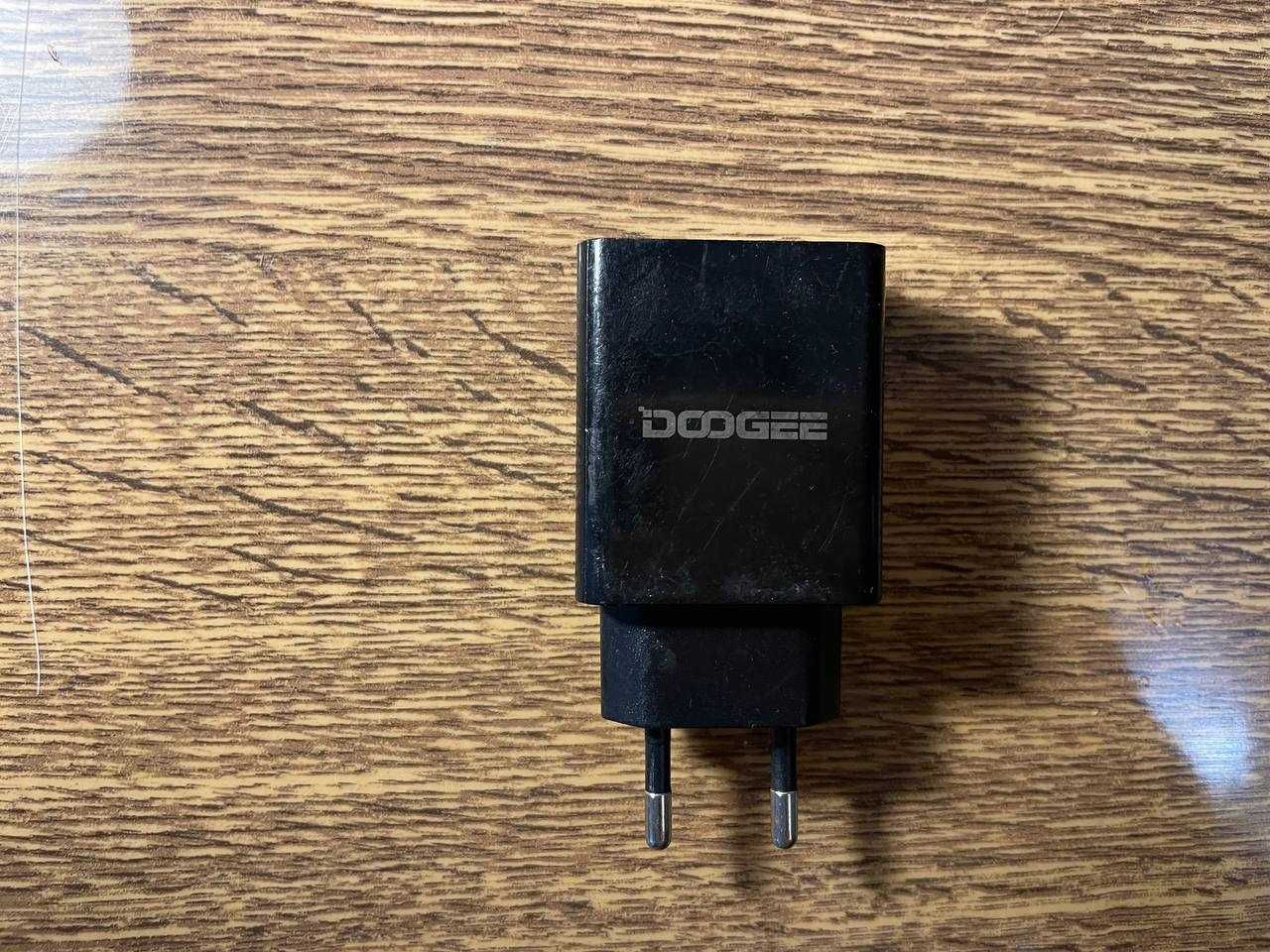 Блок живлення Fast Charger 3.0 HU-FC016K7-EU, вихід до 3A, 12V, QC