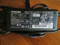 Carregador original Toshiba