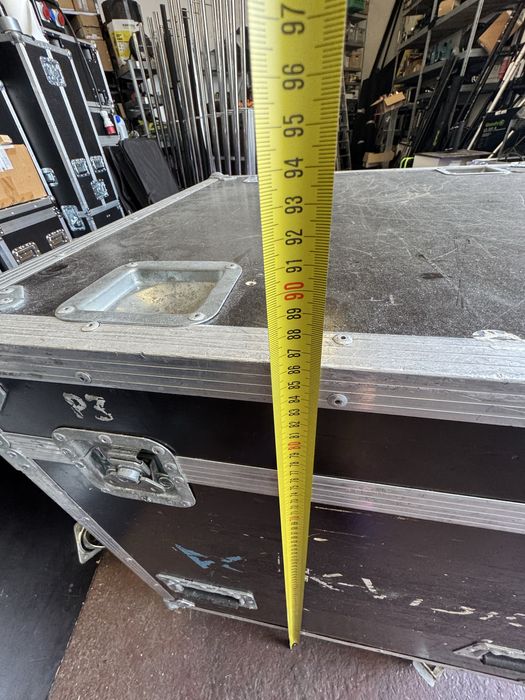 Skrzynia transportowa na sprzet sceniczny