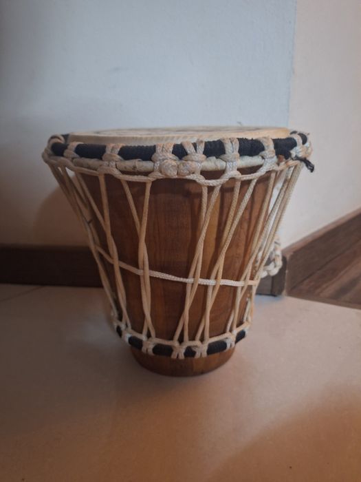 Bębenek Djembe ,