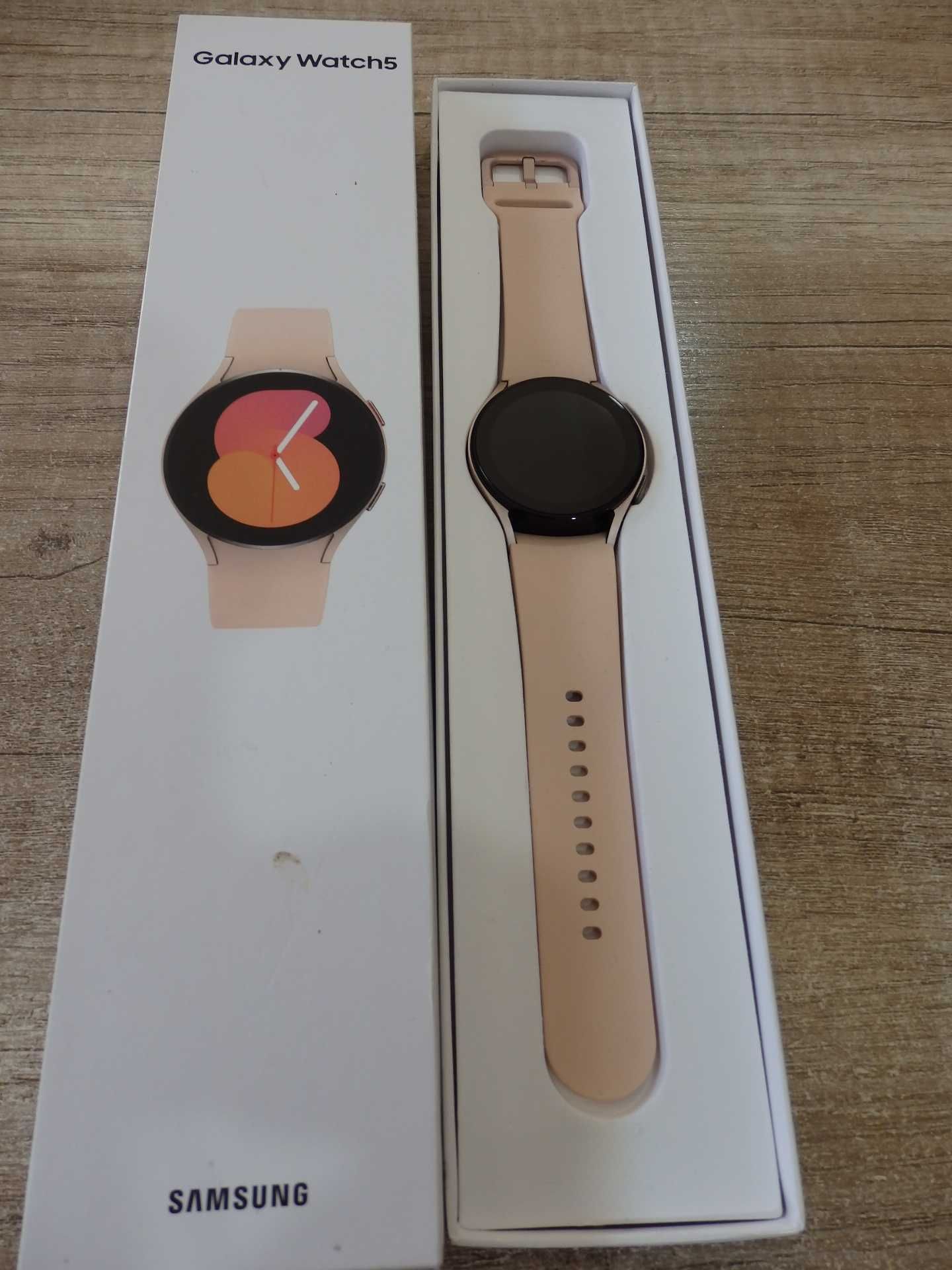 Smartwatch SAMSUNG Galaxy Watch5 - nieużywany !!!