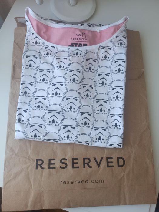 Koszulka nocna damska marki Reserved