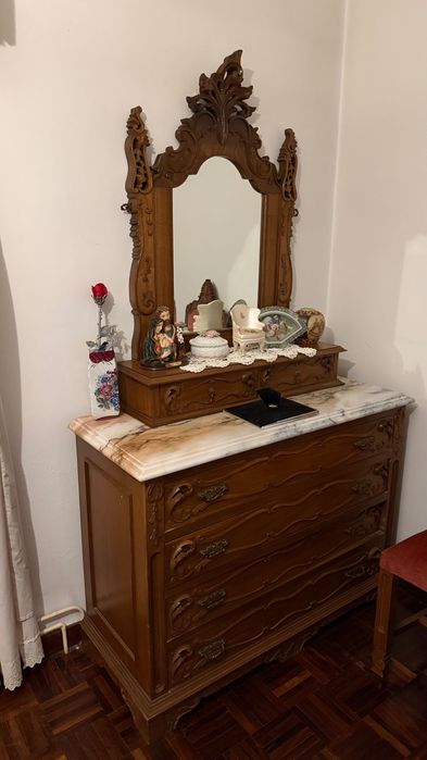 Moveis antigos - Quarto; Sala