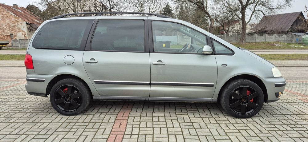 Volkswagen Sharan 1.8 Turbo # Lift # skóra # felgi 17 # zapraszam