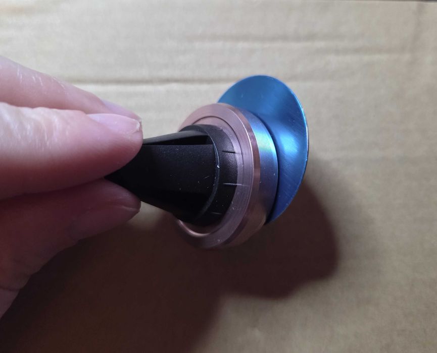Suporte magnético de telemóvel para carro